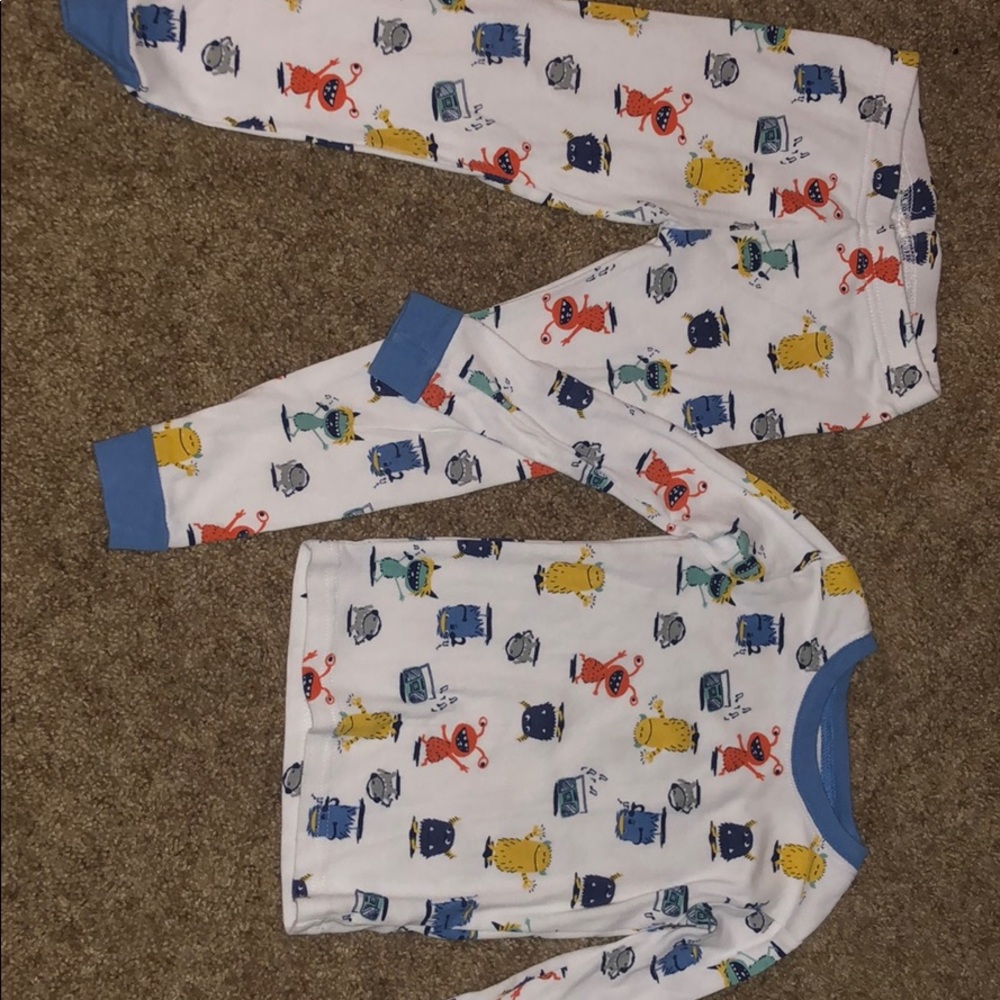 Boys Carters long sleeve pajama set